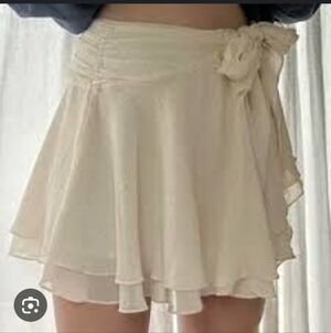 NWT Aerie Elegant Cream Chiffon Skirt
